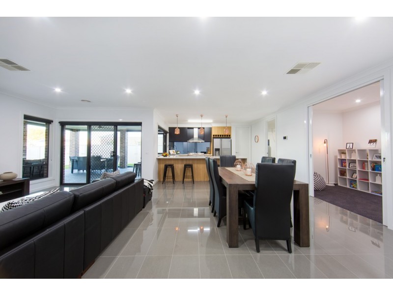 48 Maygar Avenue, Wodonga VIC 3690