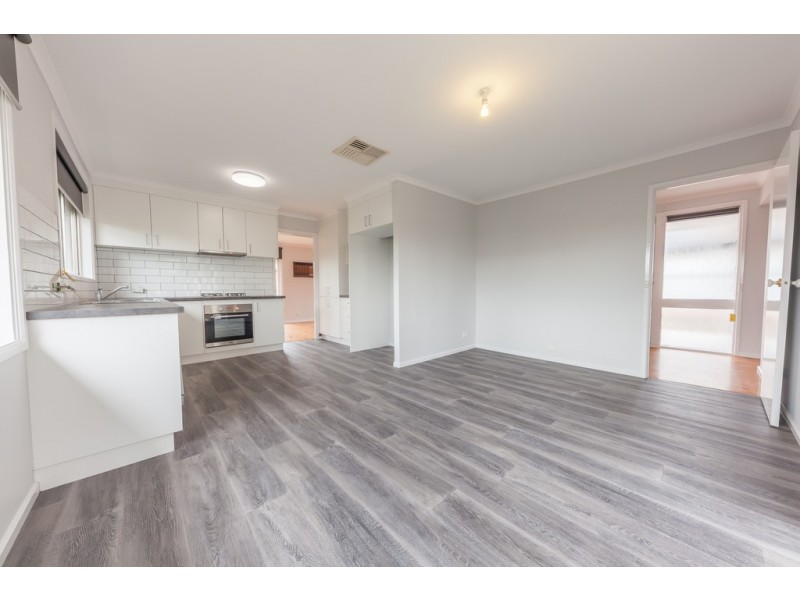 21 Holmes Court, Wodonga VIC 3690