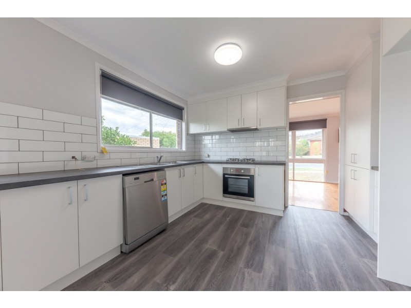 21 Holmes Court, Wodonga VIC 3690