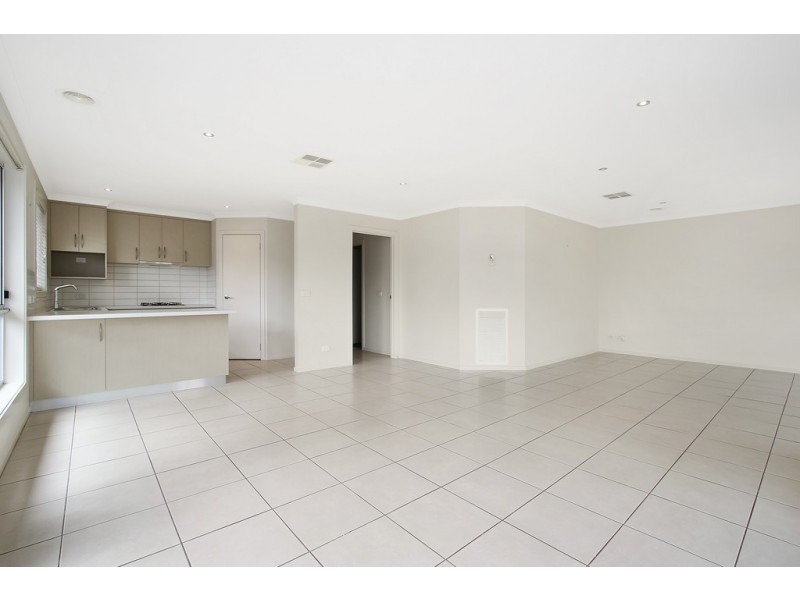 17 Stringybark Court, Thurgoona NSW 2640