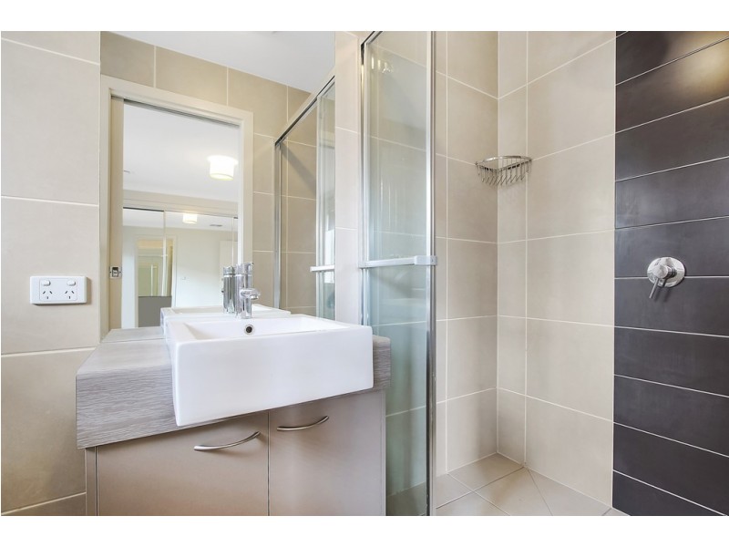 17 Stringybark Court, Thurgoona NSW 2640