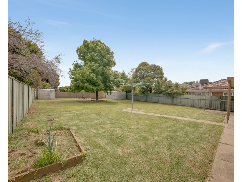 25 Gayview Drive, Wodonga VIC 3690