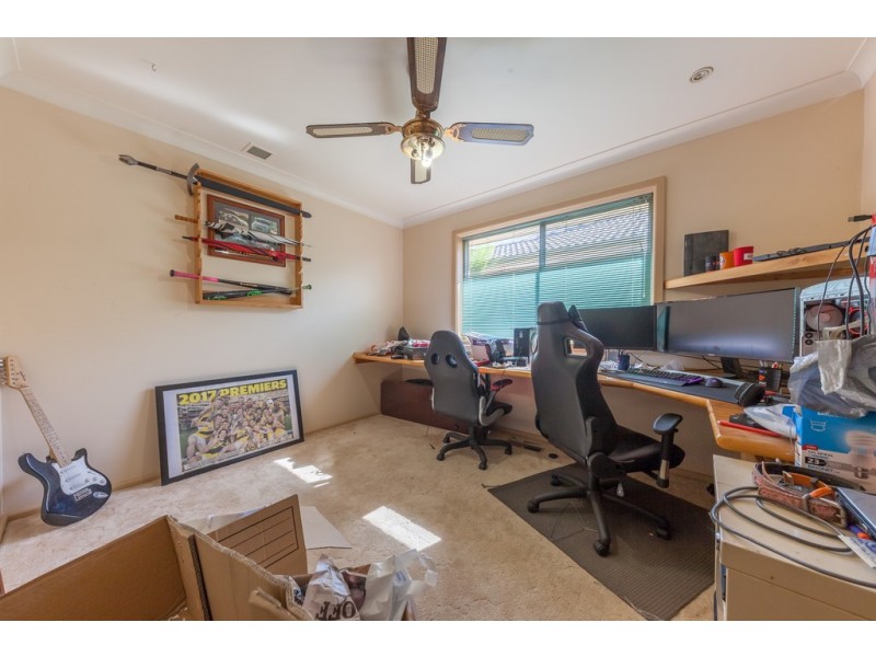 450 Alldis Avenue, Lavington NSW 2641