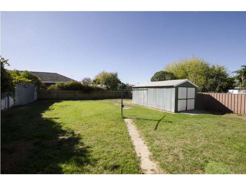24 MARK STREET, Wodonga VIC 3690