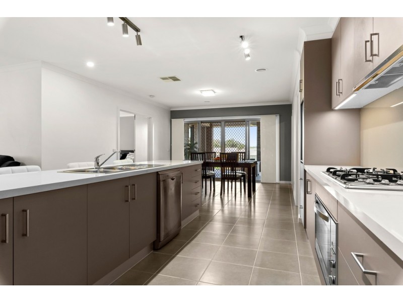 207 Kaitlers Road, Lavington NSW 2641