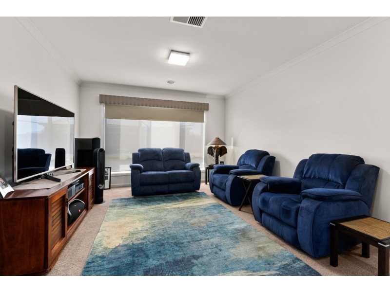 207 Kaitlers Road, Lavington NSW 2641