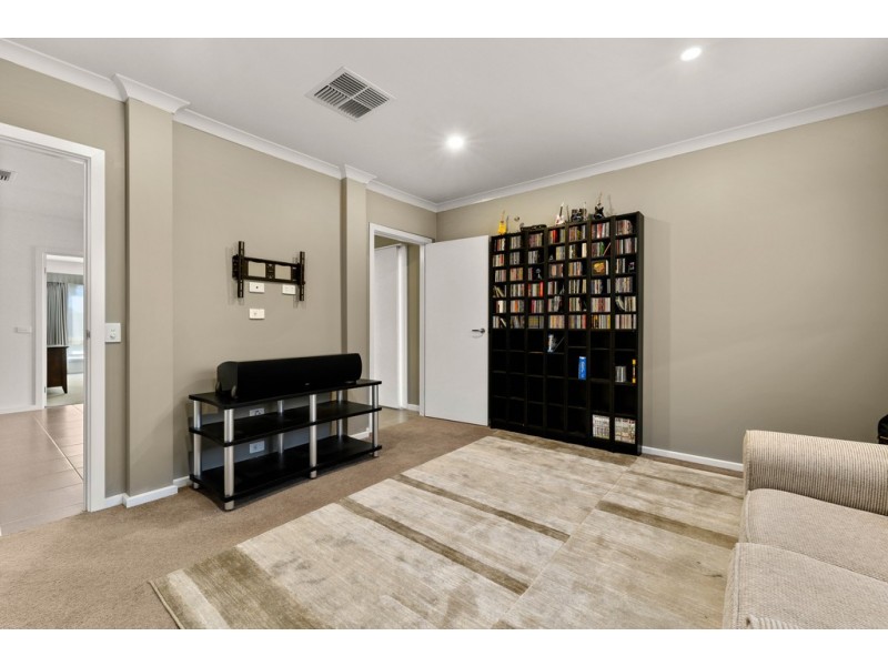 207 Kaitlers Road, Lavington NSW 2641