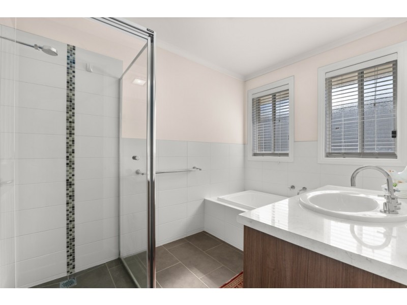 44 Starbush Road, Bandiana VIC 3694