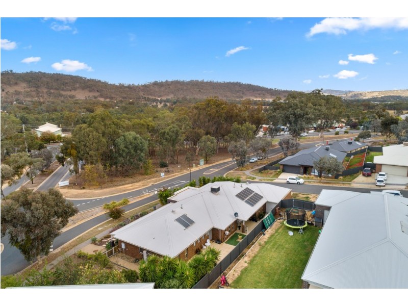 44 Starbush Road, Bandiana VIC 3694