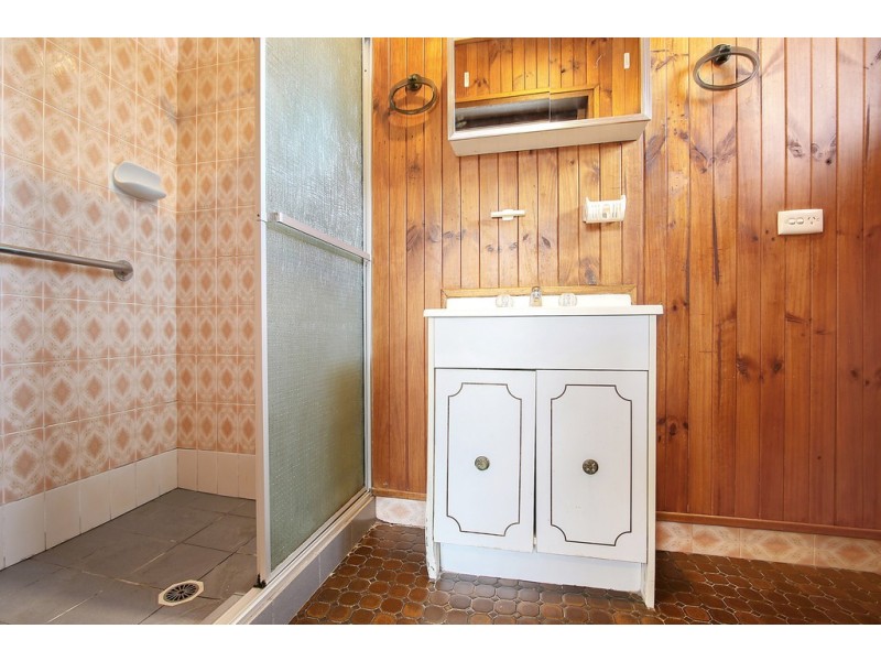 2/513 Murphy Street, Lavington NSW 2641