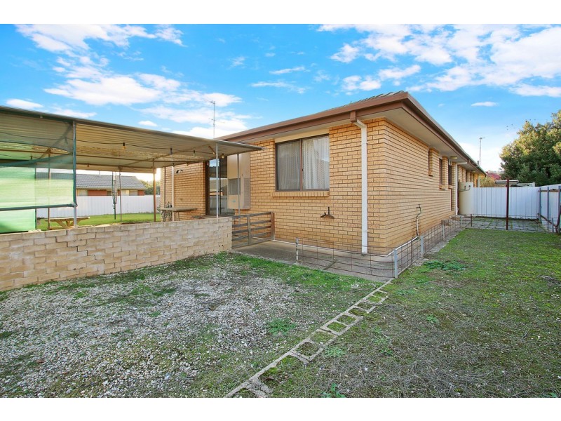 2/513 Murphy Street, Lavington NSW 2641