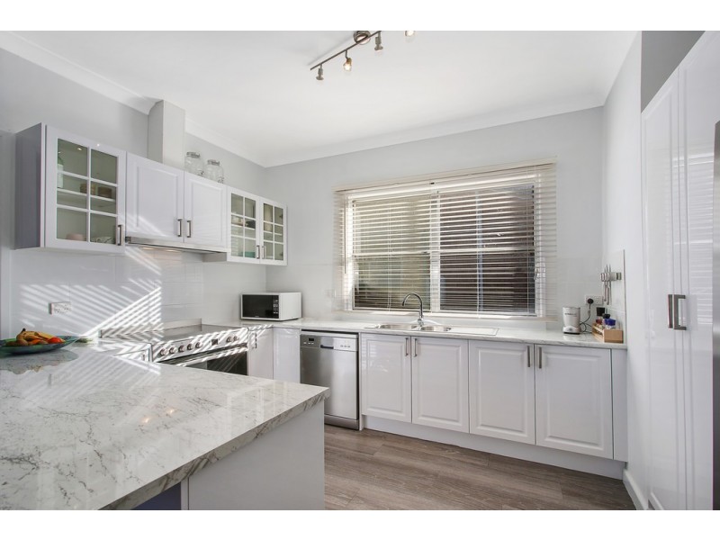 566 Roach Street, Lavington NSW 2641