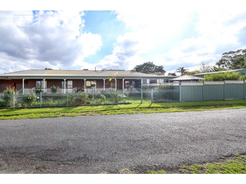 34 Gallipoli Street, Corowa NSW 2646