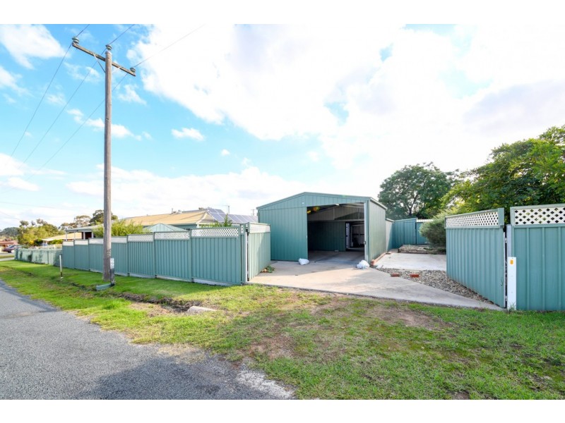 34 Gallipoli Street, Corowa NSW 2646