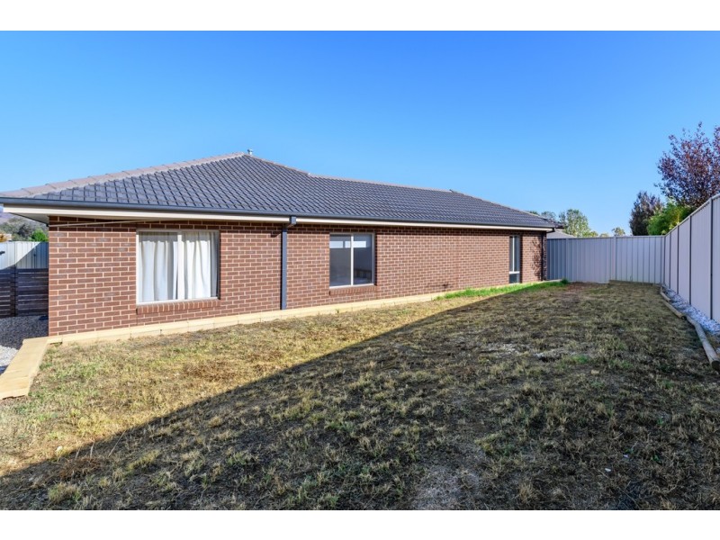19 Bremer Avenue, Wodonga VIC 3690
