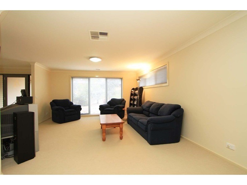 4 Blue Bonnet Way, Wodonga VIC 3690