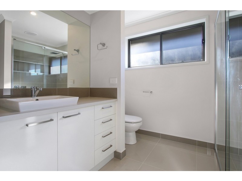 9 Canon Street, Leneva VIC 3691