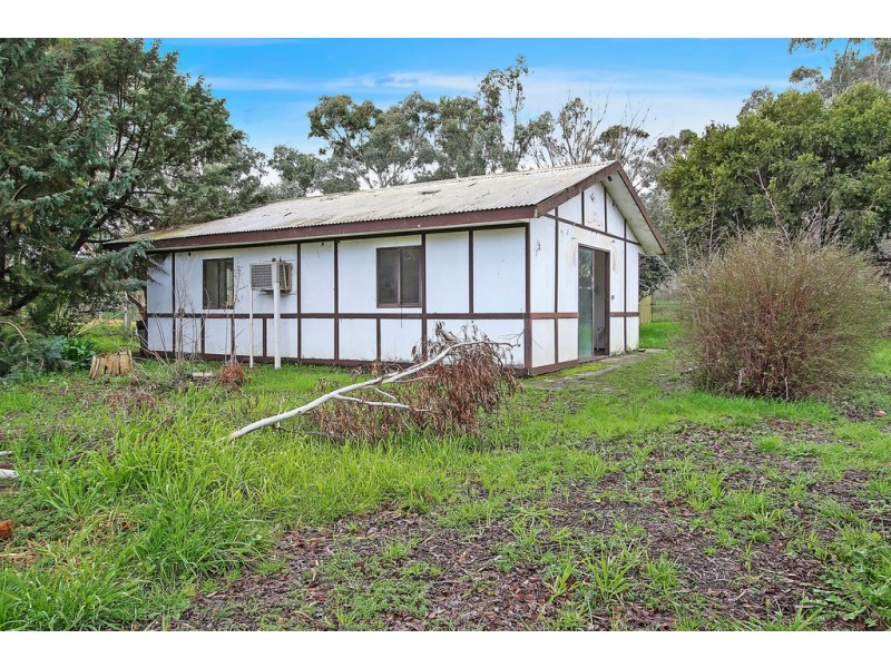 923 Gundowring Road, Gundowring VIC 3691