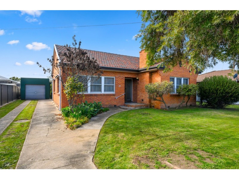 14 Chenery Street, Wodonga VIC 3690