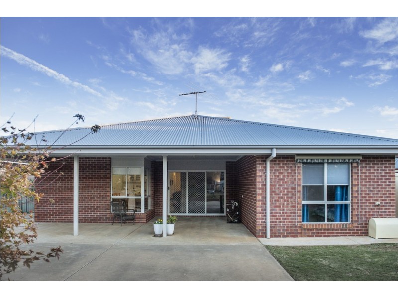 52 Gallipoli Street, Corowa NSW 2646