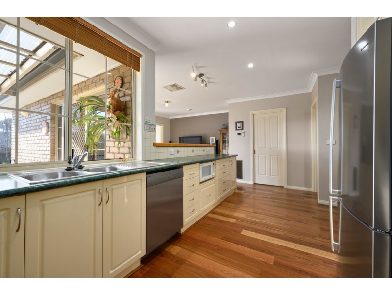 244 Wirraway Street, East Albury NSW 2640