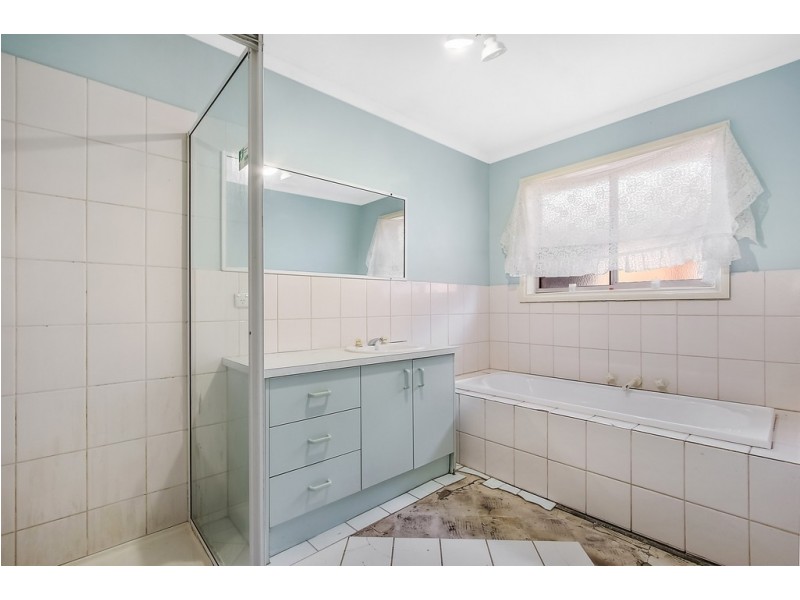 11 Arnold Place, Wodonga VIC 3690