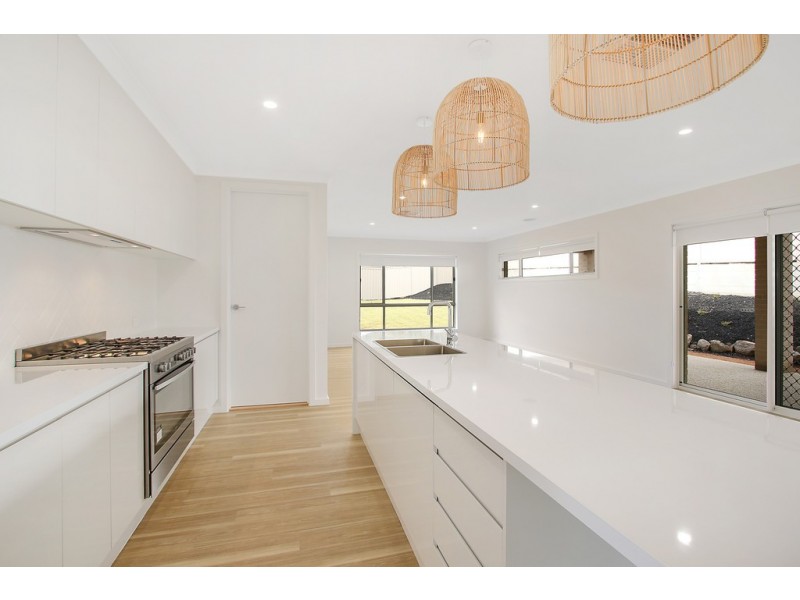 32 Jensen Crescent, Wodonga VIC 3690