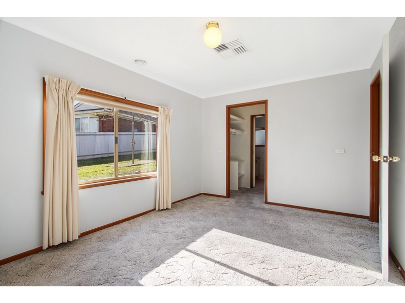 2 Dirru Court, Springdale Heights NSW 2641