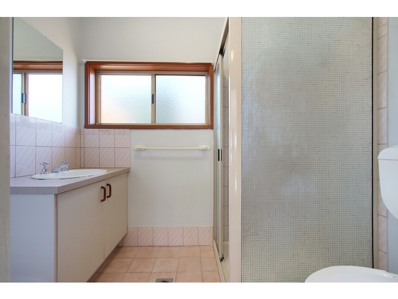 2 Dirru Court, Springdale Heights NSW 2641