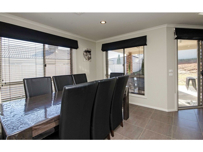 11 Mortimer Terrace, Leneva VIC 3691