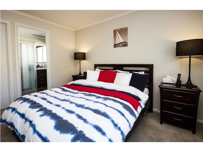 11 Mortimer Terrace, Leneva VIC 3691