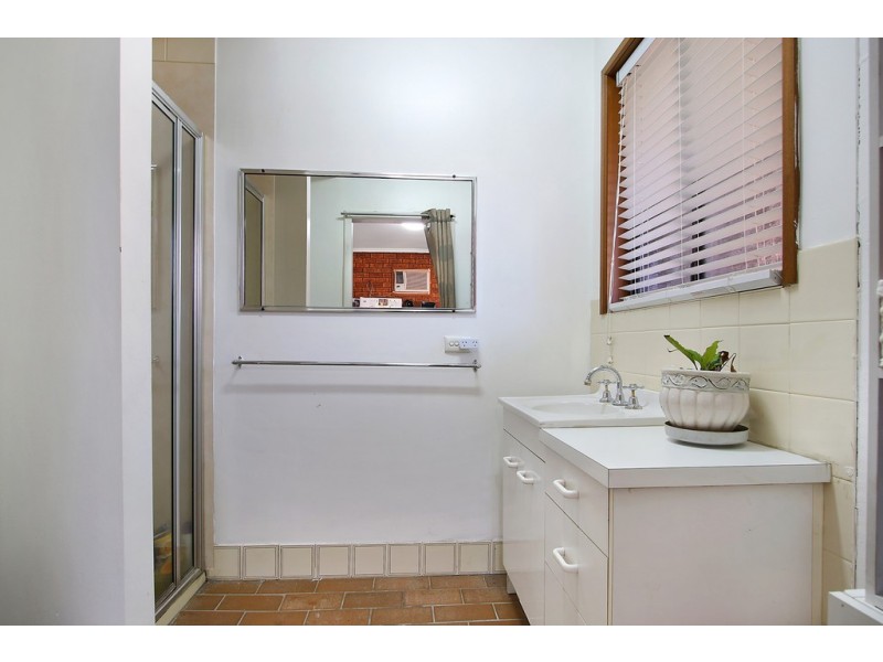 410 Colley Street, Lavington NSW 2641