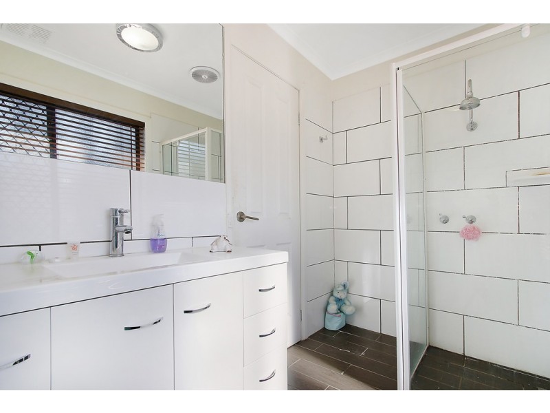 410 Colley Street, Lavington NSW 2641