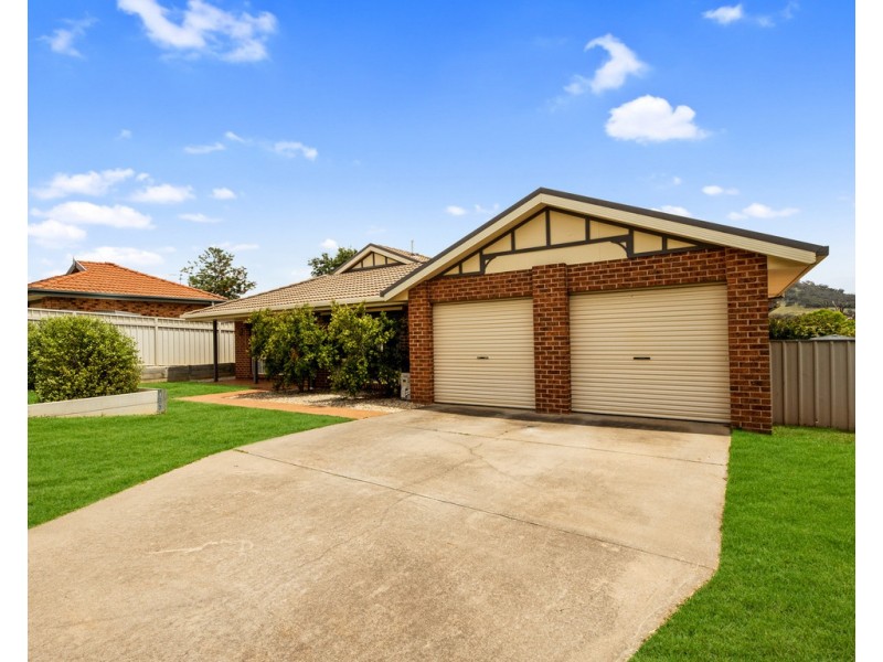 25 Peacock Avenue, Wodonga VIC 3690