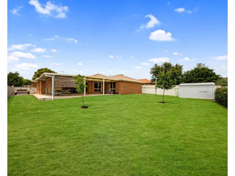 25 Peacock Avenue, Wodonga VIC 3690