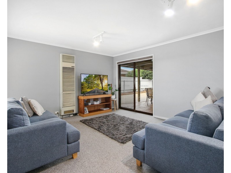 10 Hales Court, West Wodonga VIC 3690