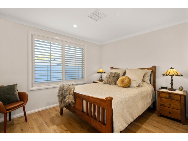 24 Clarendon Avenue, Wodonga VIC 3690