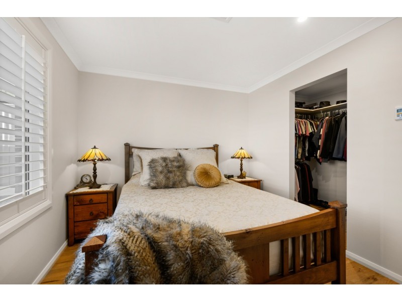 24 Clarendon Avenue, Wodonga VIC 3690