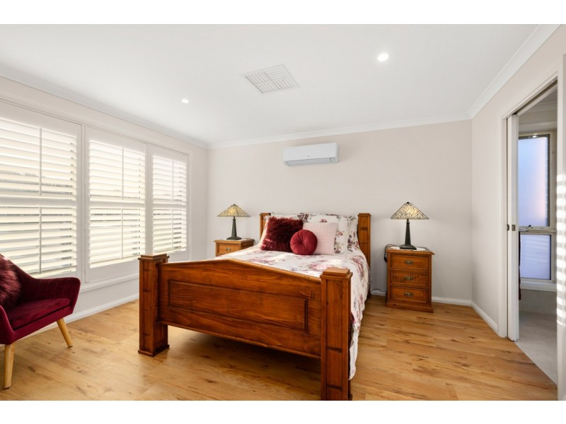 24 Clarendon Avenue, Wodonga VIC 3690