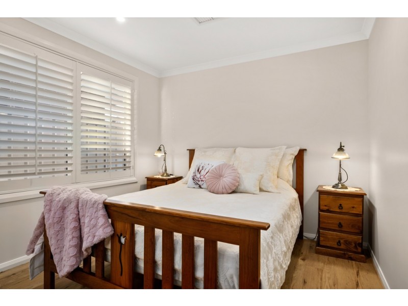 24 Clarendon Avenue, Wodonga VIC 3690