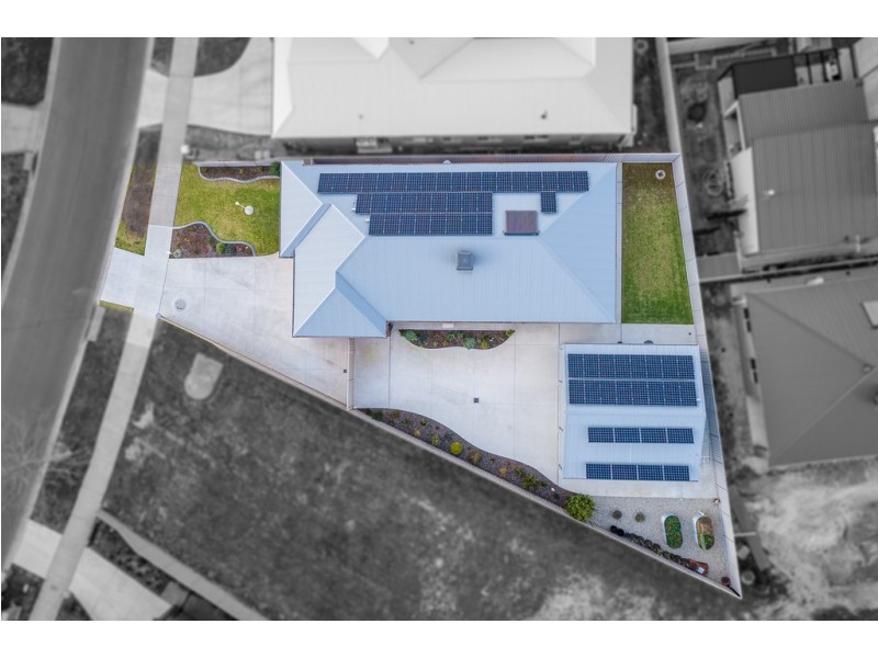 24 Clarendon Avenue, Wodonga VIC 3690
