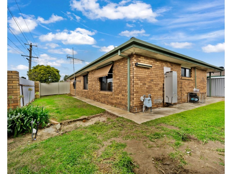 17 Campbell Avenue, Wodonga VIC 3690