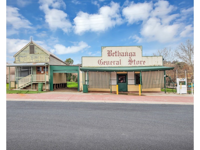 2 Bridge Street, Bethanga VIC 3691