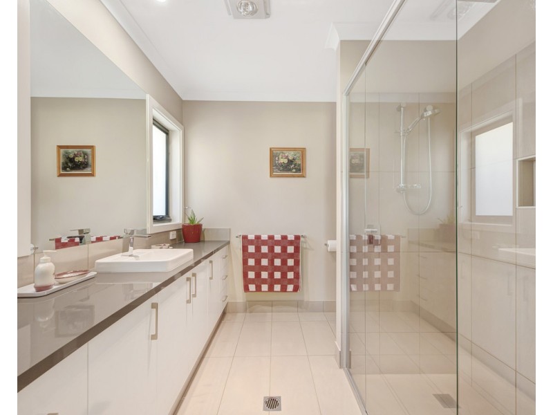 9 Doubell Street, Killara VIC 3691