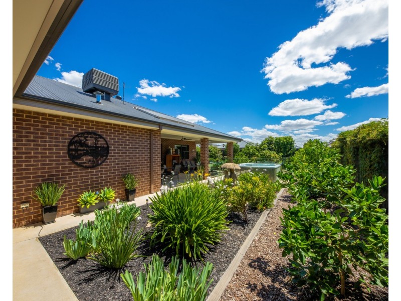 9 Doubell Street, Killara VIC 3691