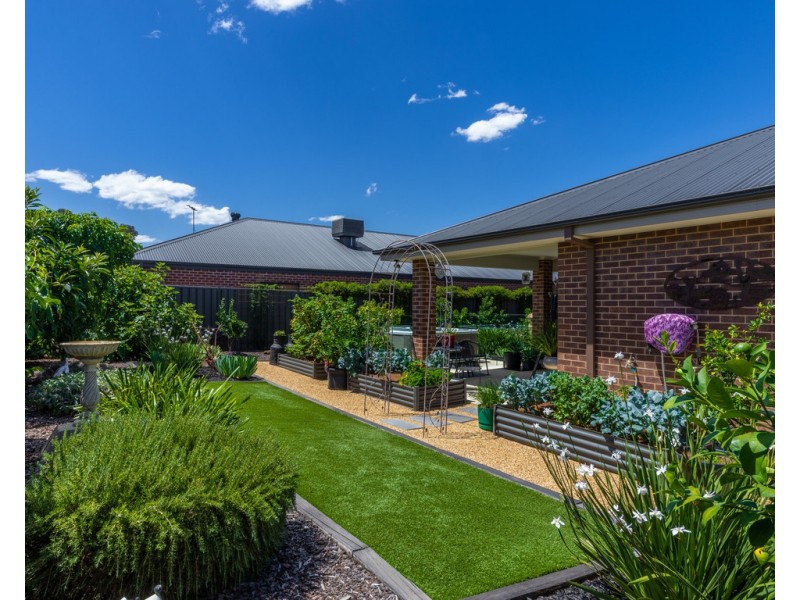 9 Doubell Street, Killara VIC 3691