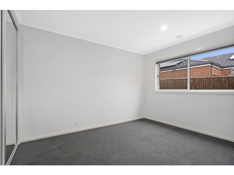 16 Charolais Court, Thurgoona NSW 2640