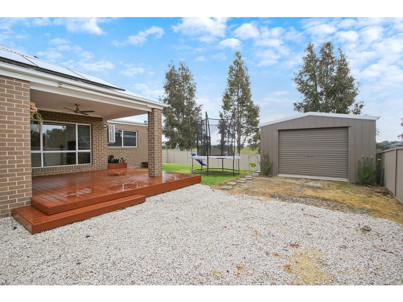 16 Charolais Court, Thurgoona NSW 2640