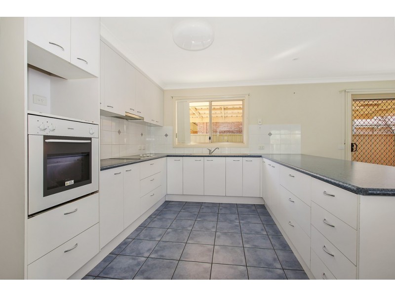 529 Iluka Crescent, Lavington NSW 2641