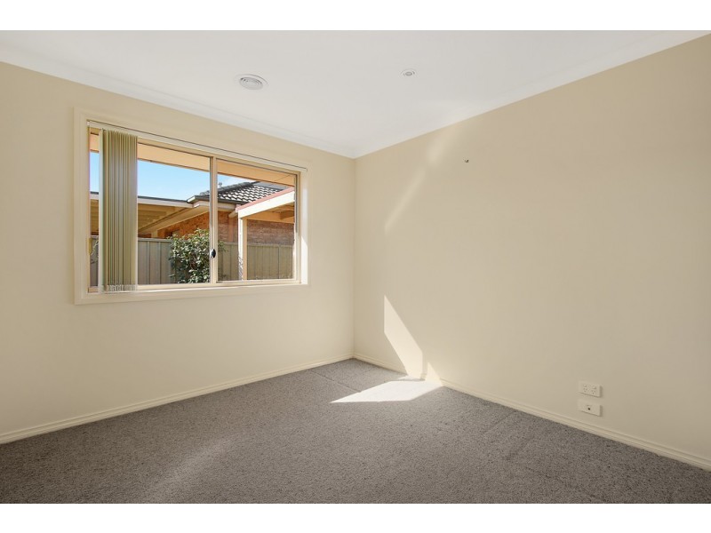 529 Iluka Crescent, Lavington NSW 2641